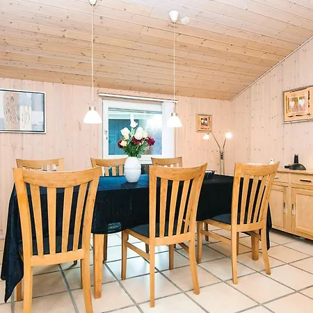 度假居 6 Person In Oksbol-by Traum *