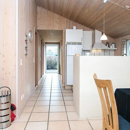 6 Person In Oksbol-by Traum * Oksbøl